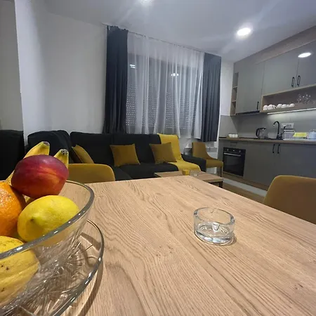 3 Monkeys - S1 Апартаменты *