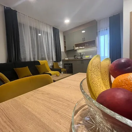 3 Monkeys - S1 Apartment