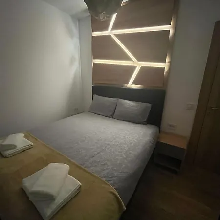 Апартаменты 3 Monkeys - S1