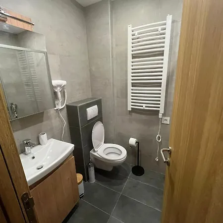 Апартаменты 3 Monkeys - S1 *